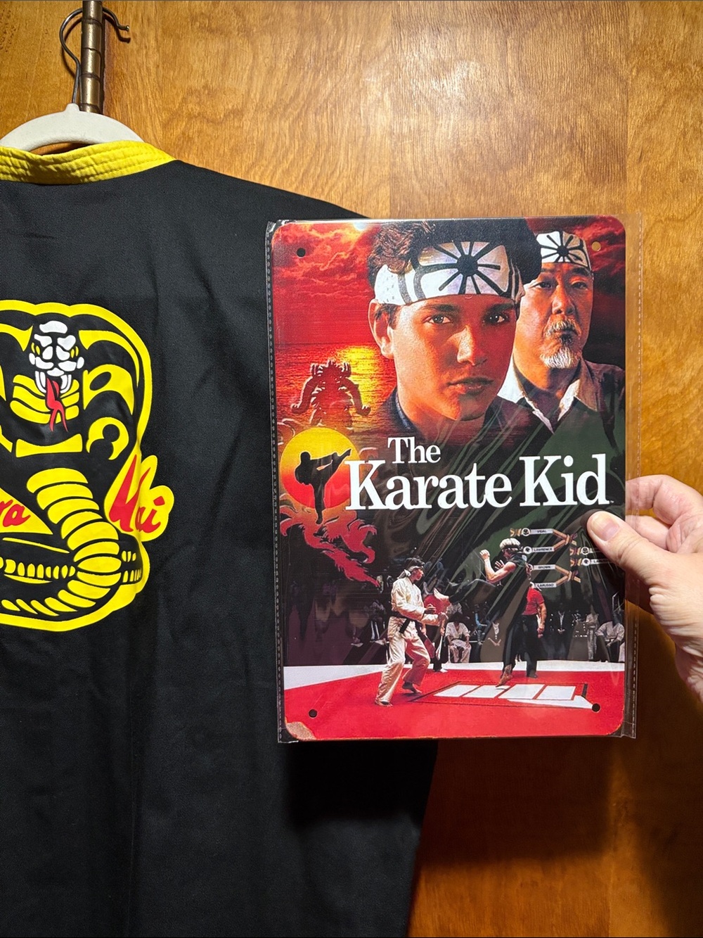 🥋 Cobra Kai Johnny Karate Kid Sleeveless Halloween Costume Shirt/Tin poster set!